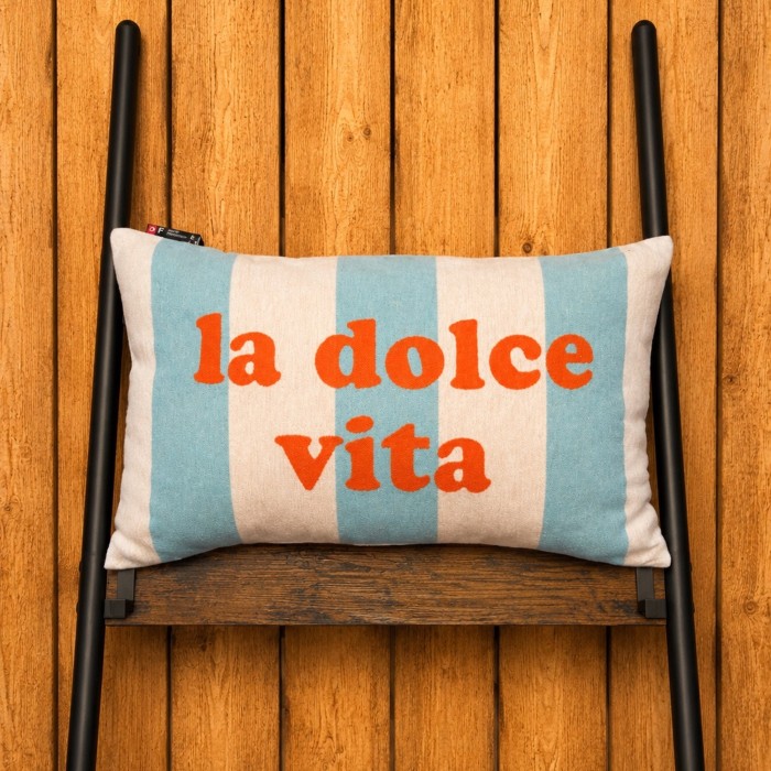 Gefülltes Kissen la dolce vita 40 x 60 Schrift